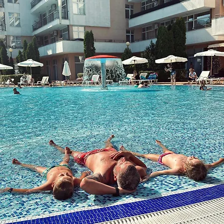 Grand Kamelia Family Friendly Hub And Pool Sluneční pobřeží
